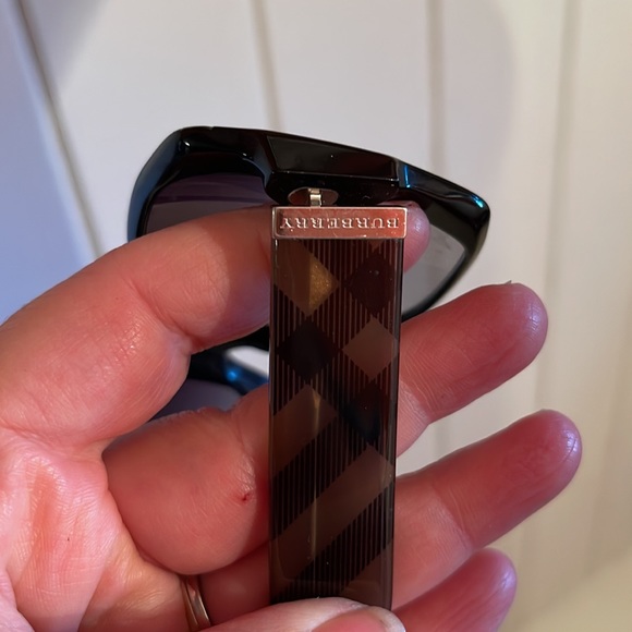 Burberry Sunglasses - Picture 3 of 5